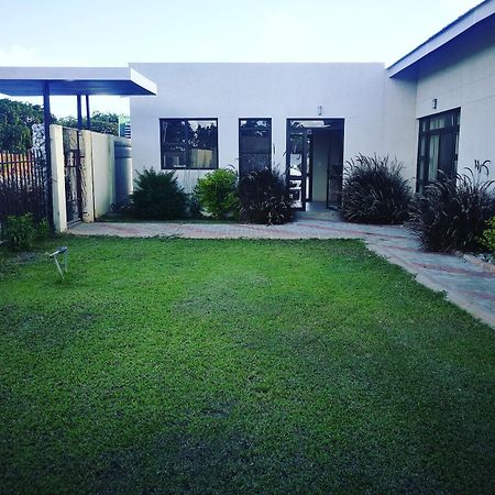 Tsumeb Guesthouse Kamho Zewnętrze zdjęcie