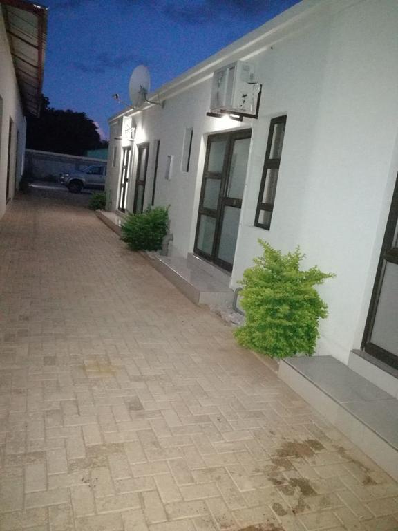 Tsumeb Guesthouse Kamho Zewnętrze zdjęcie