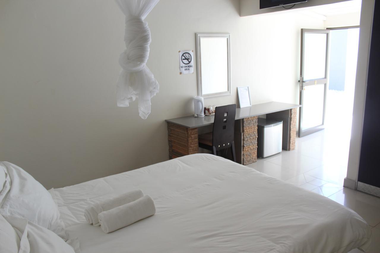 Tsumeb Guesthouse Kamho Zewnętrze zdjęcie