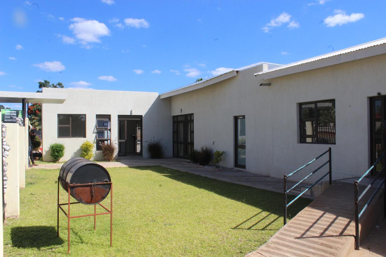 Tsumeb Guesthouse Kamho Zewnętrze zdjęcie